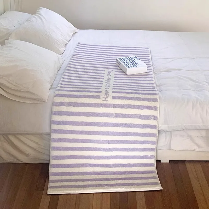 Прикроватный ковер нескользящий мягкий толстый напольный коврик для спальни