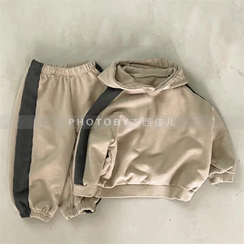 

Детский спортивный костюм с флисовой подкладкой, на возраст 1-7 лет