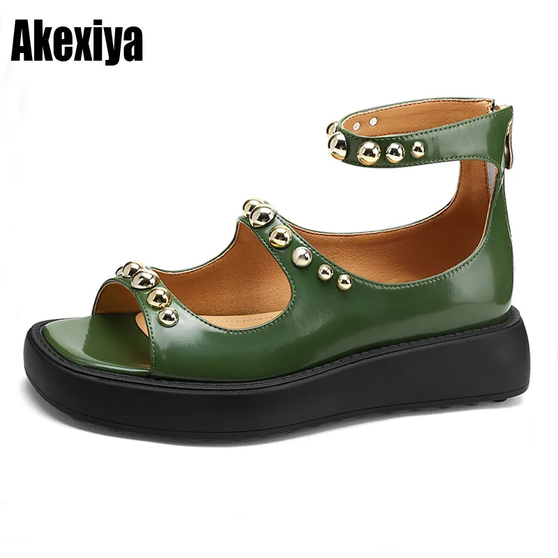 

2022 Summer Women Designer Sandals Zipper Wedges with Metal Beads on The Top Women Shoes 35-39 Sandals for Women BC4165
