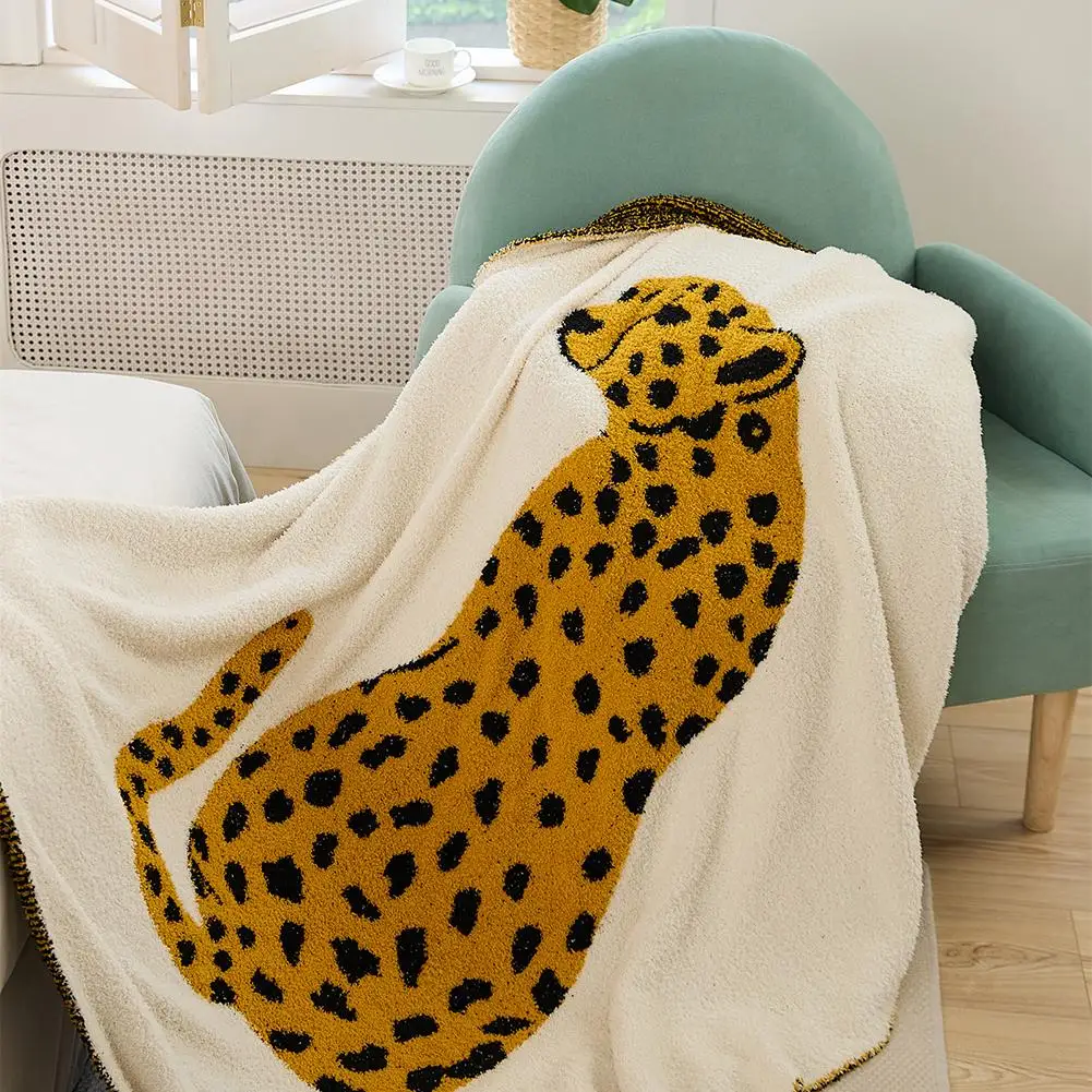 

Animal Pattern Bed Blanket Super Soft Comfortable Lightweight Breathable Throw Blanket For Couch Sofa Bed 130 X 160cm Wholesale