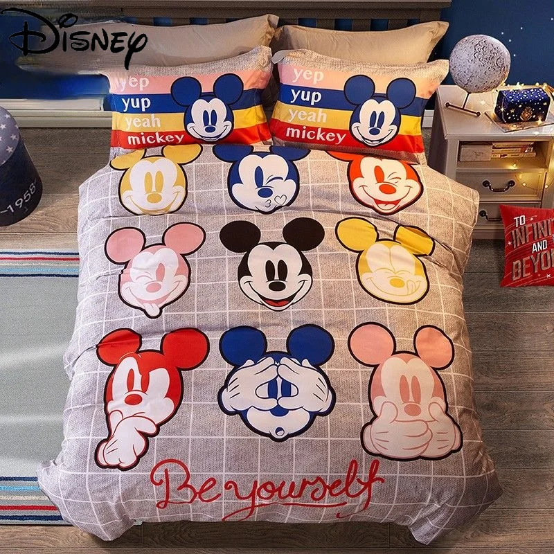

Disney cute cartoon Mickey four-piece set of simple and comfortable cotton bedding children's three-piece set