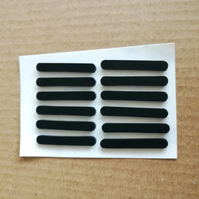 

Черный силиконовый коврик для ног