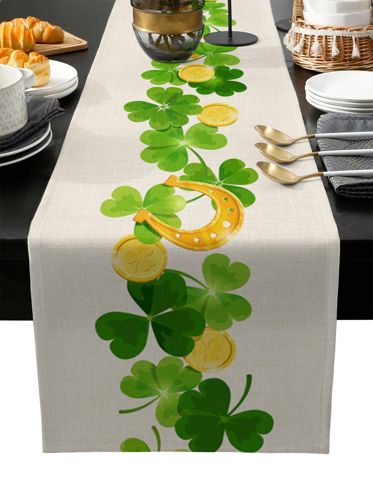 

Saint Patrick Four Leaf Clover Green Table Runner Wedding Festival Table Decoration Home Decor Kitchen Table Runners Placemats