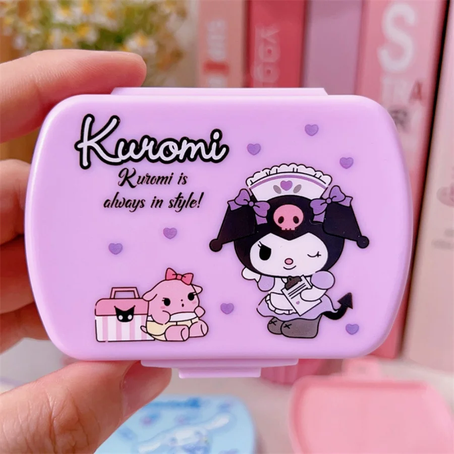 

MINISO Квадратная коробочка для таблеток с персонажами