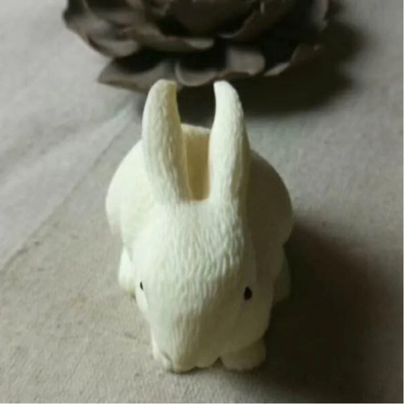 Резьба по ореху цвета слоновой кости нефритовый заєць ручные детали настольные