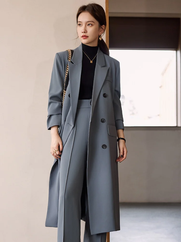 Рисунок 3 - Женский двубортный приталенный Длинный блейзер