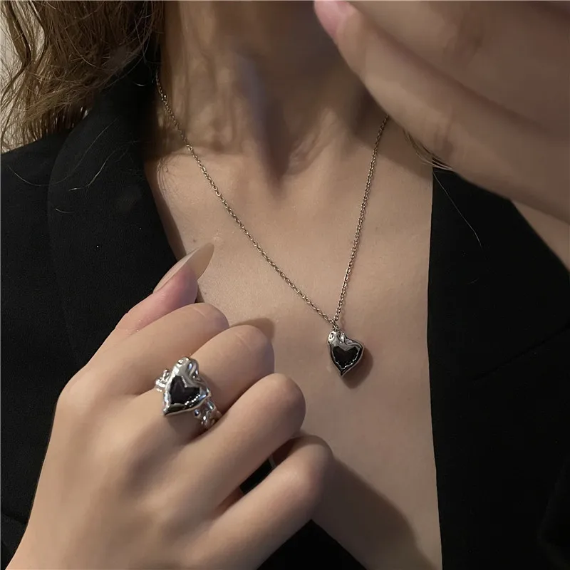 

Kpop Fashion Cool Pink Purple Crystal Pendants Women Necklaces Choker Elegant Korean Style Statement Neck Chain Wedding Necklace