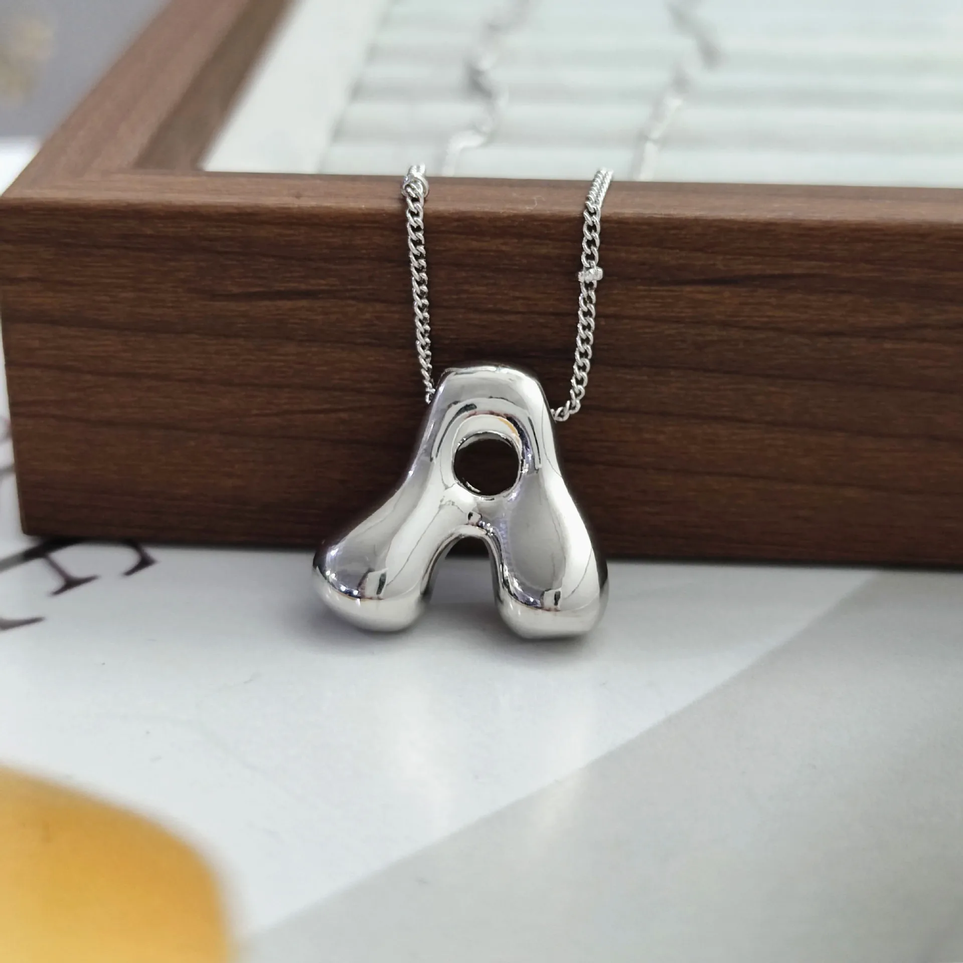 Водонепроницаемое 26-английское ожерелье с подвеской в виде буквы и начального