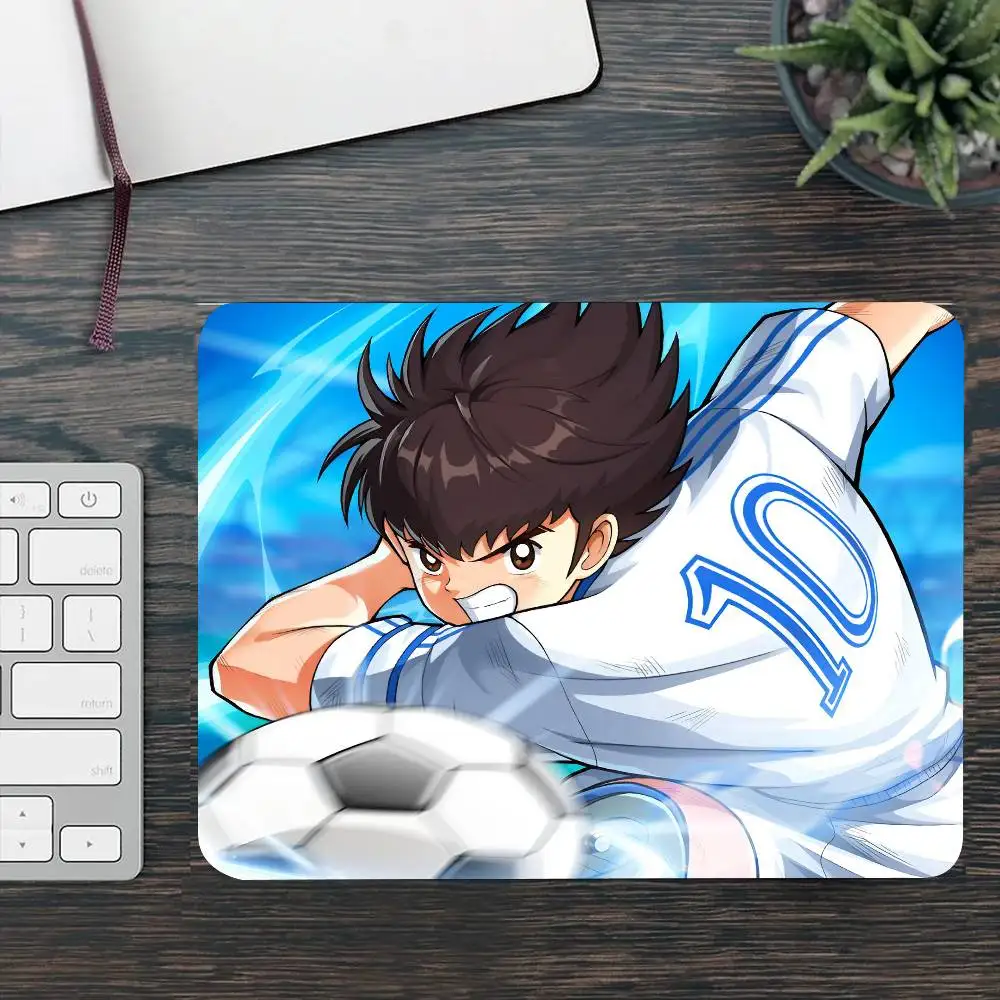 Фото Коврик для мыши Anime C-Captain Tsubasa-a, небольшой коврик для мыши с замком LockEdge для геймеров, прямоугольный противоскользящий резиновый коврик для компьютерного стола №5