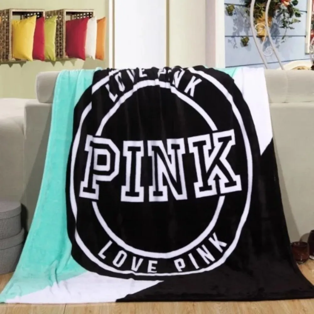 

Knitted Pink Vs Gray Black Striped Thin Throw Blankets Manta Coral Flannel Blanket Sofa/Couch Bed/Plane Travel Plaids Summer TV