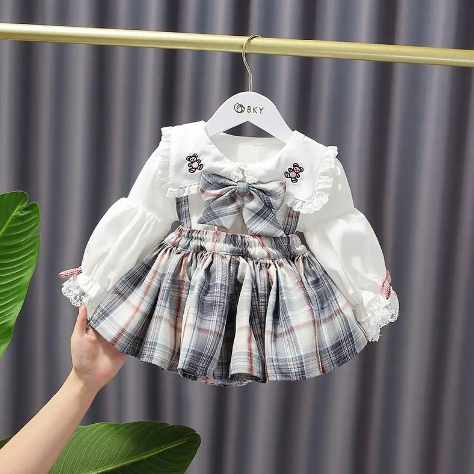 Girls' Spring and Autumn Clothing Suit 2022 New Female Baby Spring College Style Medal Western Style Pleated Skirt JK Suit