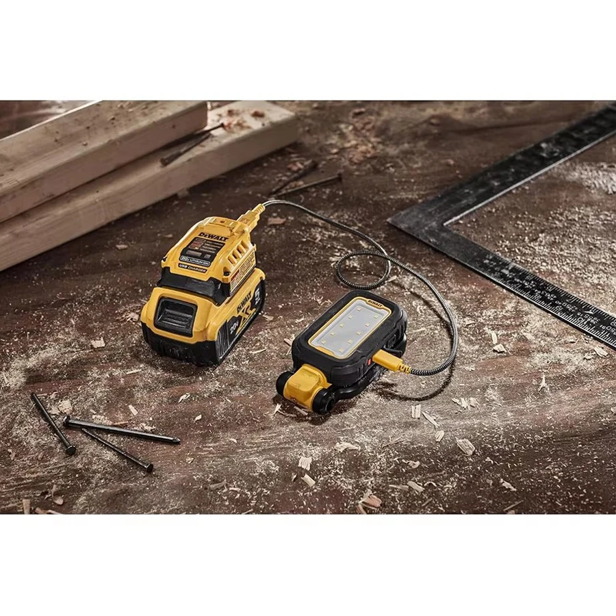 DEWALT DCL182 Портативный светодиодный фонарь