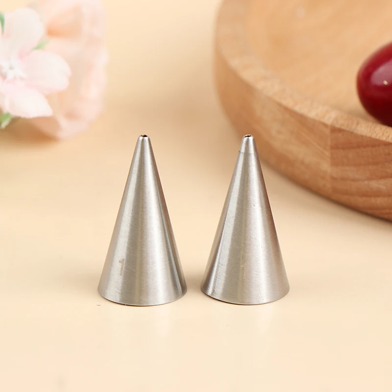 

Round Decorating Cake Piping Tips Icing Tubes Pastry Nozzles Cupcake Tools 1#