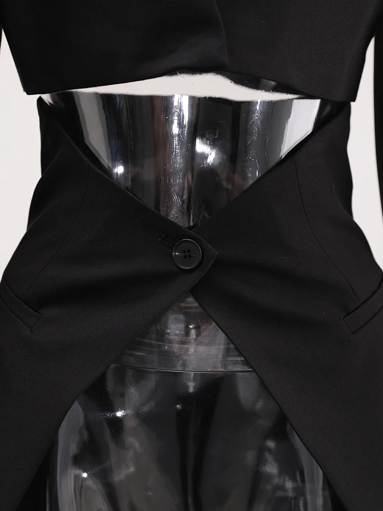 Женский костюм-двойка с блейзером DEAT короткий облегающий пиджак на пуговицах без