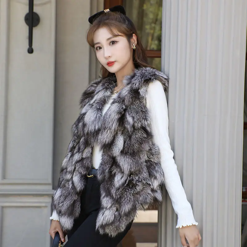 

Women 2022 Autumn Winter New Genuine Fox Fur Vest Coats Female V-neck Real Fur Waistcoat Ladies Slim Fit Warm Vest Jacket Q399