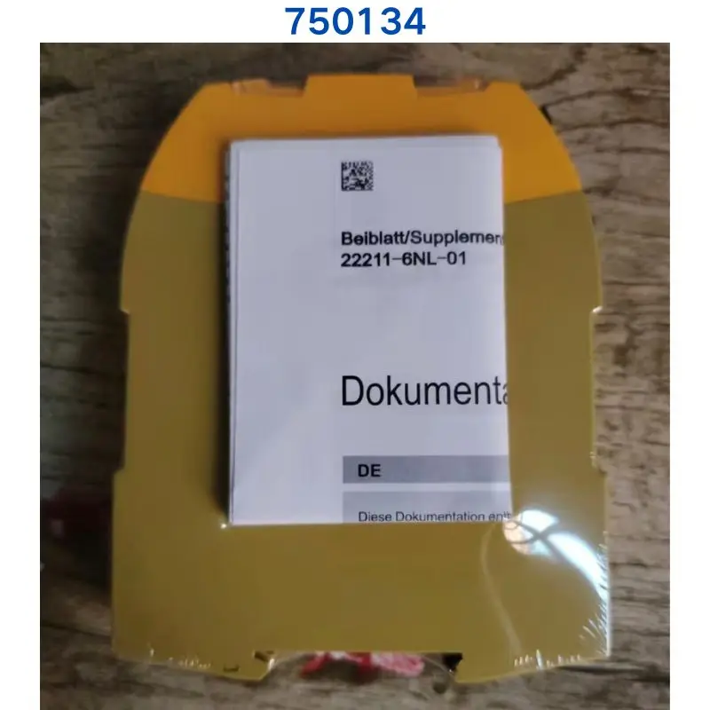 Совершенно новое реле PILZ PNOZ s4 750134