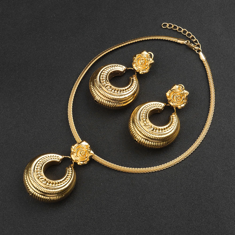 

18K gold plated jewelry Flower Pattern Gold Plated Necklace For Women High Quality Copper Earings Pendant Wedding Party Gifts