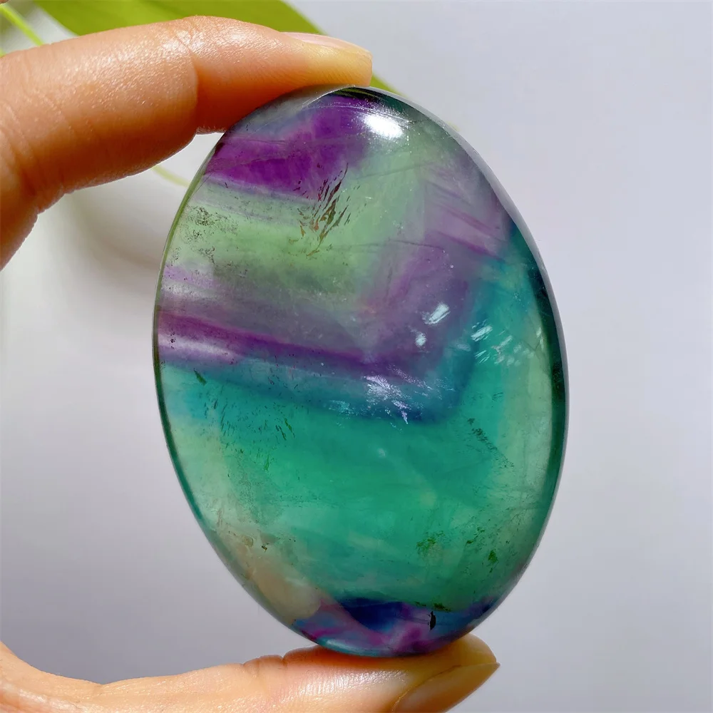 

Радужный флюорит Сердца