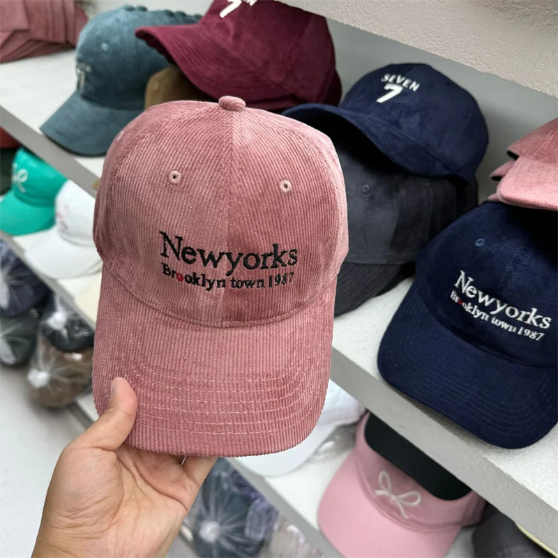Бейсболка для женщин и мужчин вельветовая кепка в стиле ретро с вышитыми буквами