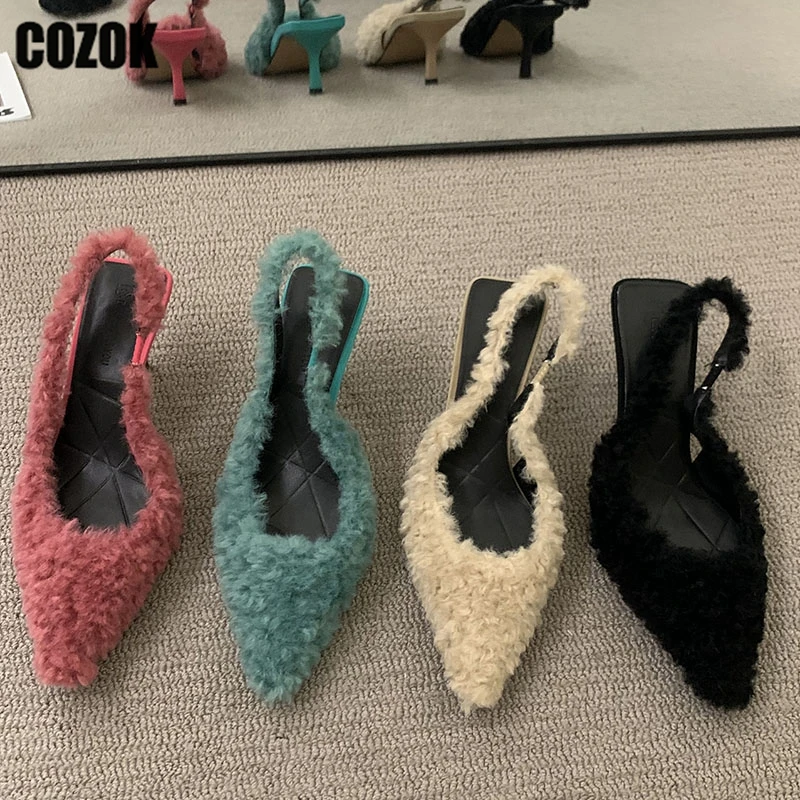 

Босоножки женские с мехом, заостренный носок, высокий каблук, классическая элегантная однотонная обувь с ремешком сзади, современные дизай...