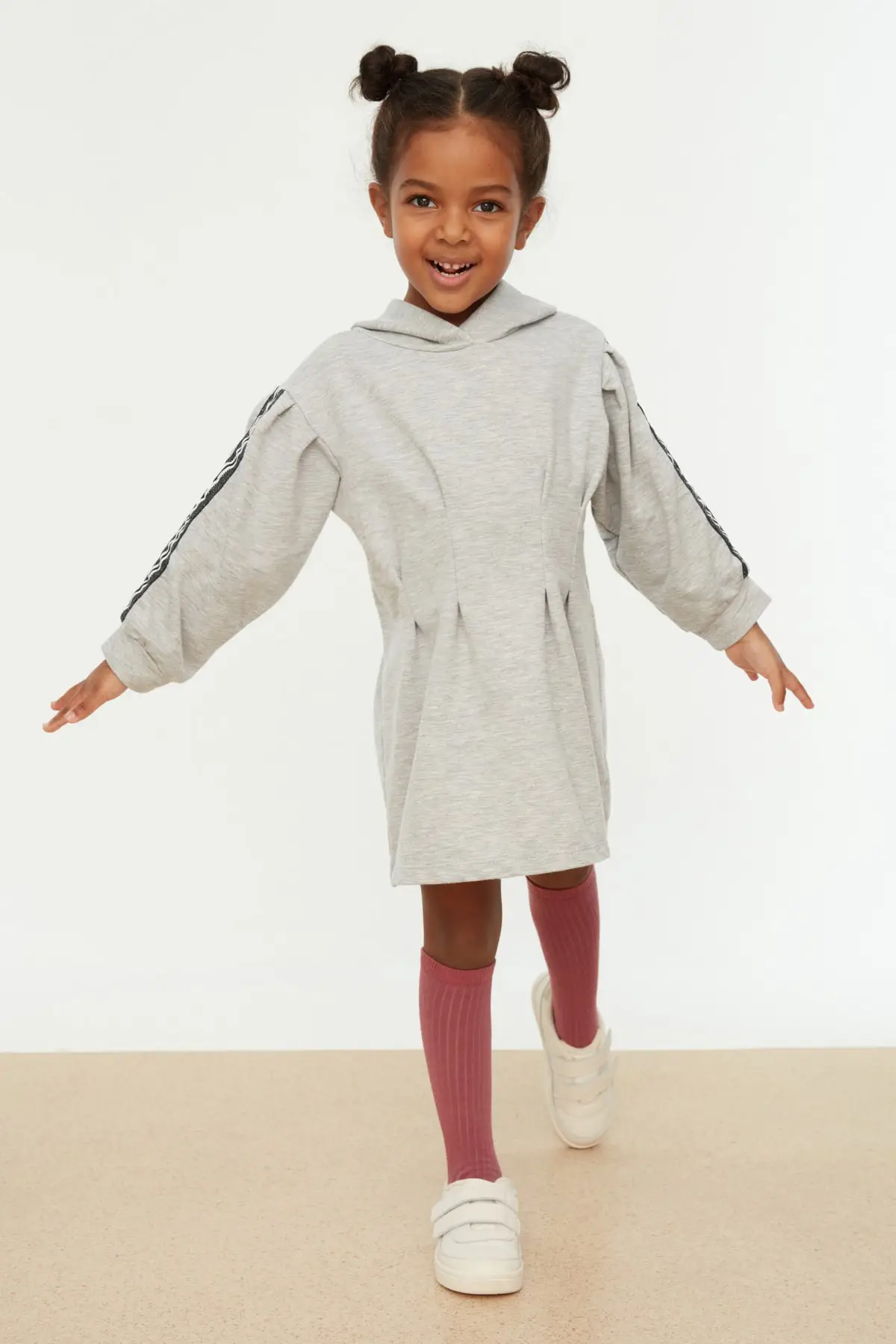 

Детское трикотажное платье с лентами TKDSS22EL0066