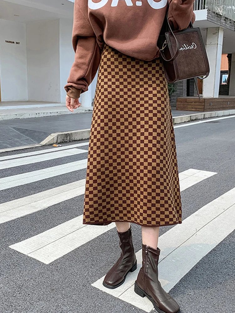 

New Autumn Winter Women's Knitted Skirt Retro Loose High Waist Checkerboard Skirt Plaid A-line Umbrella Skirt F175