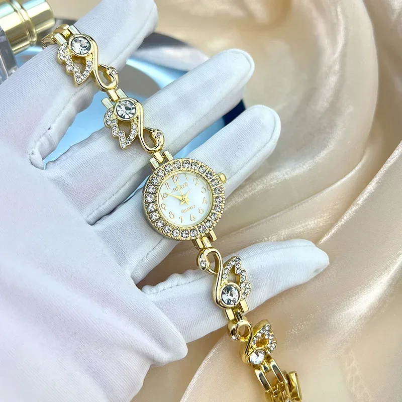Women's Watch Brand Diamond Swan Bracelet Fashion Light Luxury Clock Reloj watches