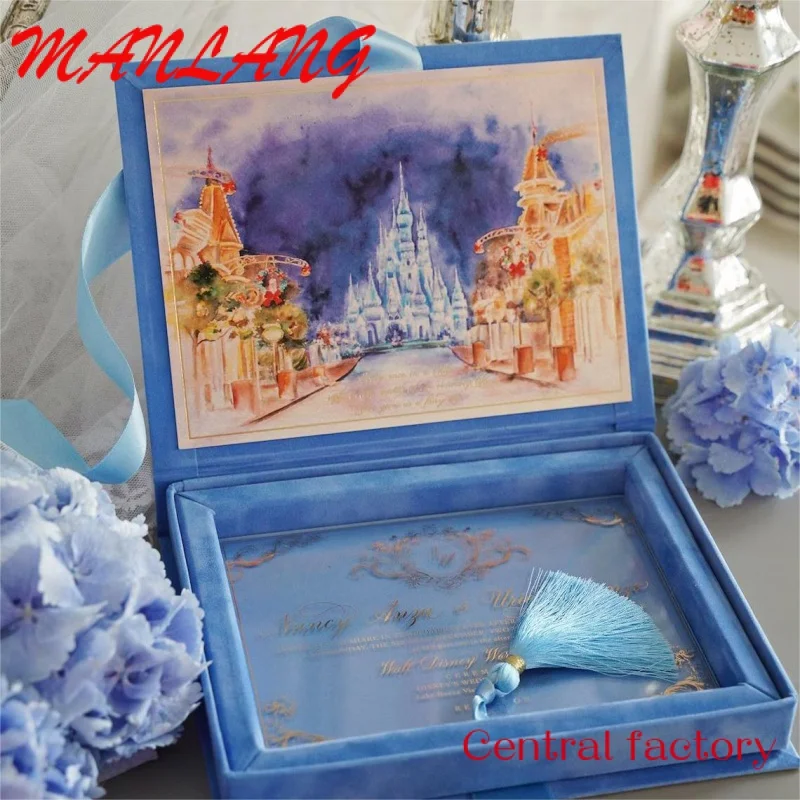 Рисунок 5 - Голубая бархатная коробка гортензии