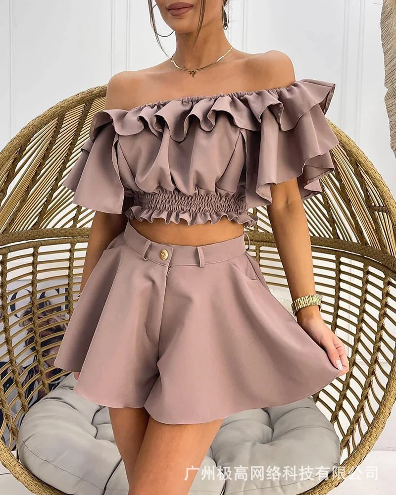 

Shirred Ruffle Hem Off Shoulder Top & Shorts Set Women 2pcs Clothes Suit Solid Color Slash Neck Strapless Top Loose Shorts Y2K