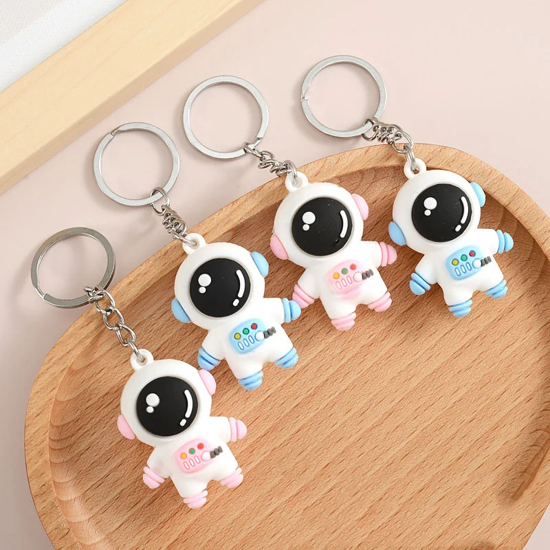 

Cartoon Silicone Couple`S Gift Astronaut Key Chain Pendant Creative Backpack Small Keychains Cute Spaceman Keychain Jewelry 2022