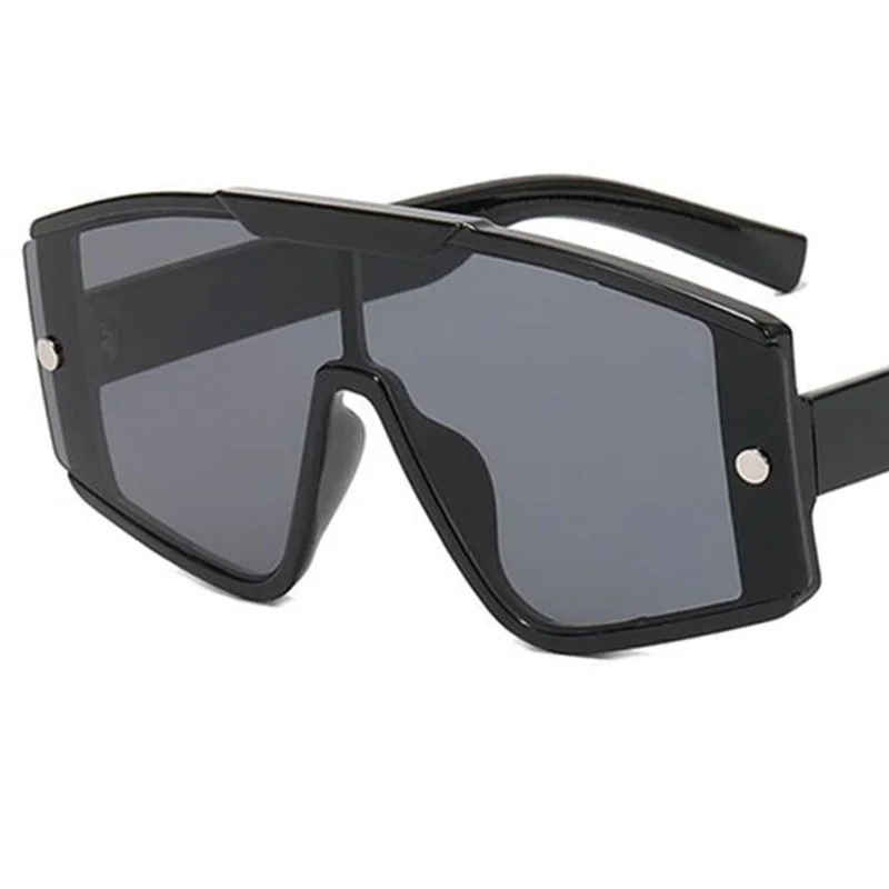 

CLAP 2022 Vintage Oversized Frame Fashion Sunglasses Outdoor Siamese Lens Adumbral Anti-UV Spectacles Eyeglasses Rivet Ornamenta
