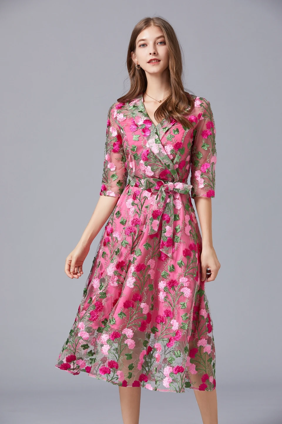 

Evening Dress Embroidered Lace Dress French New V-neck Banquet Party Brand Small Dress Women's Daily Versatile Curvy Sexy Dress