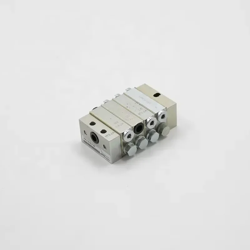 Фото Автоматический объемный дозатор смазки LINCOLN VOGEL SKF для токарных станков с прогрессивным секционным податчиком №4