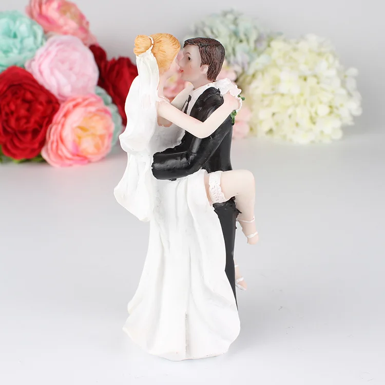 

2021 Cake Toppers Dolls Bride and Groom Figurines Funny Wedding Cake Toppers Stand Topper Decoration Supplies Marry Figurine