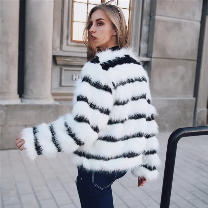Winter Faux Fur Coat Women's Coat Loose Round Neck Short Mixed Color Coat Leopard Animal Zebro Color Short Clothes for Girl
