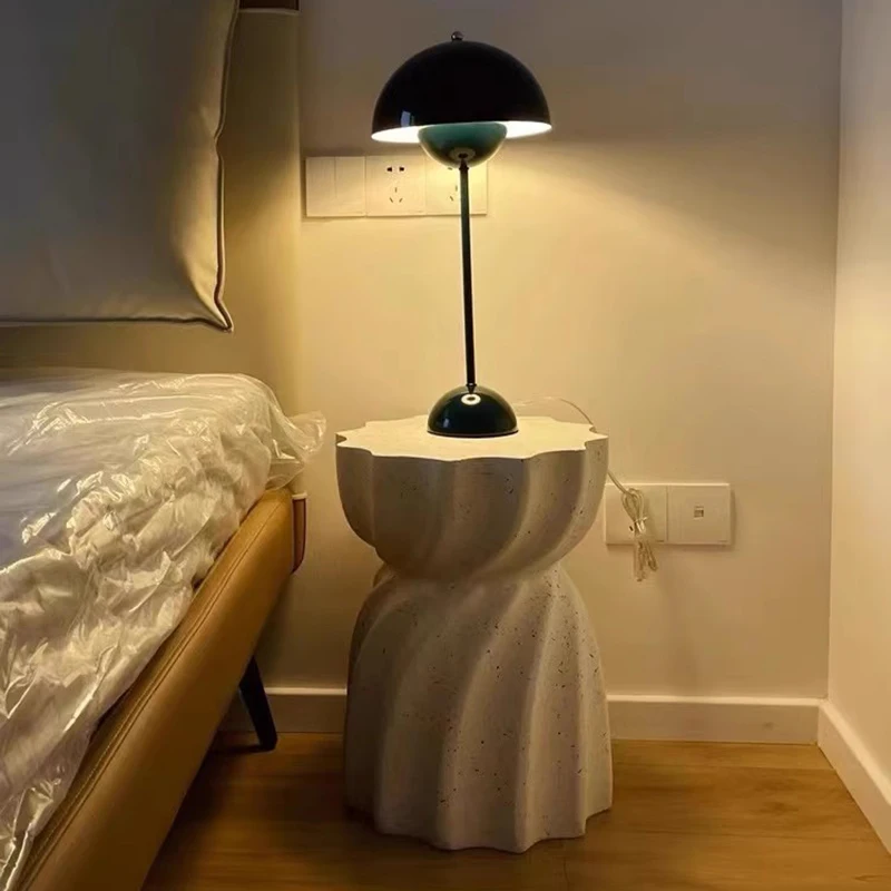 

Nightstands Round Side Table Floor Couch Low Mobile Side Table Desk Bedroom Coffee Muebles De Sala Living Room Furniture