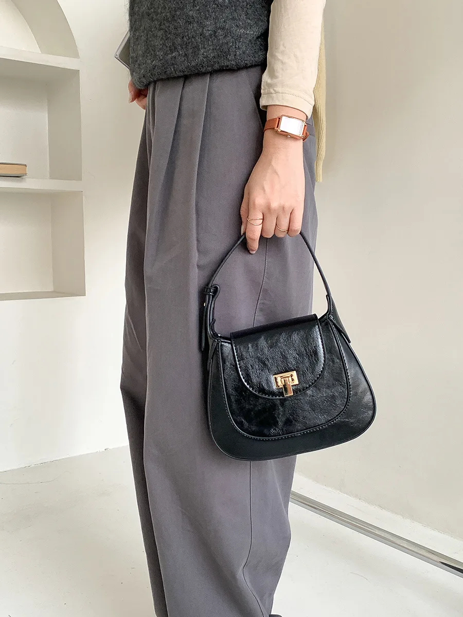 Винтажные модные сумки через плечо с клапаном для женщин маленькая сумка на