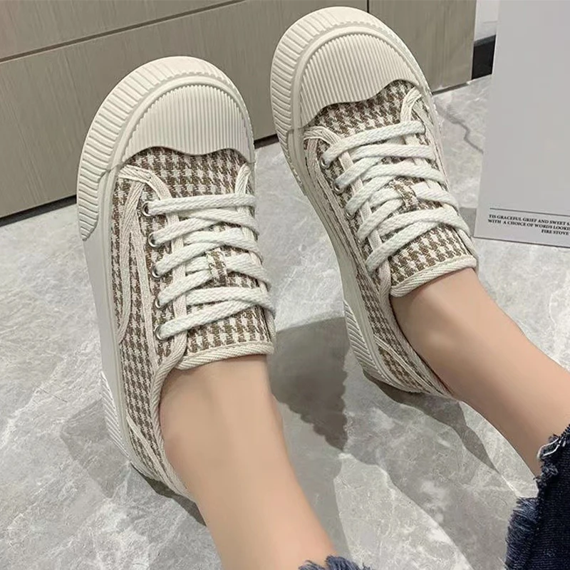 

Fashion Women Flats Sport Sneakers Casual Walking Sandals Summer Autumn New 2022 Brand Running Women Platform Lace Up Sandals