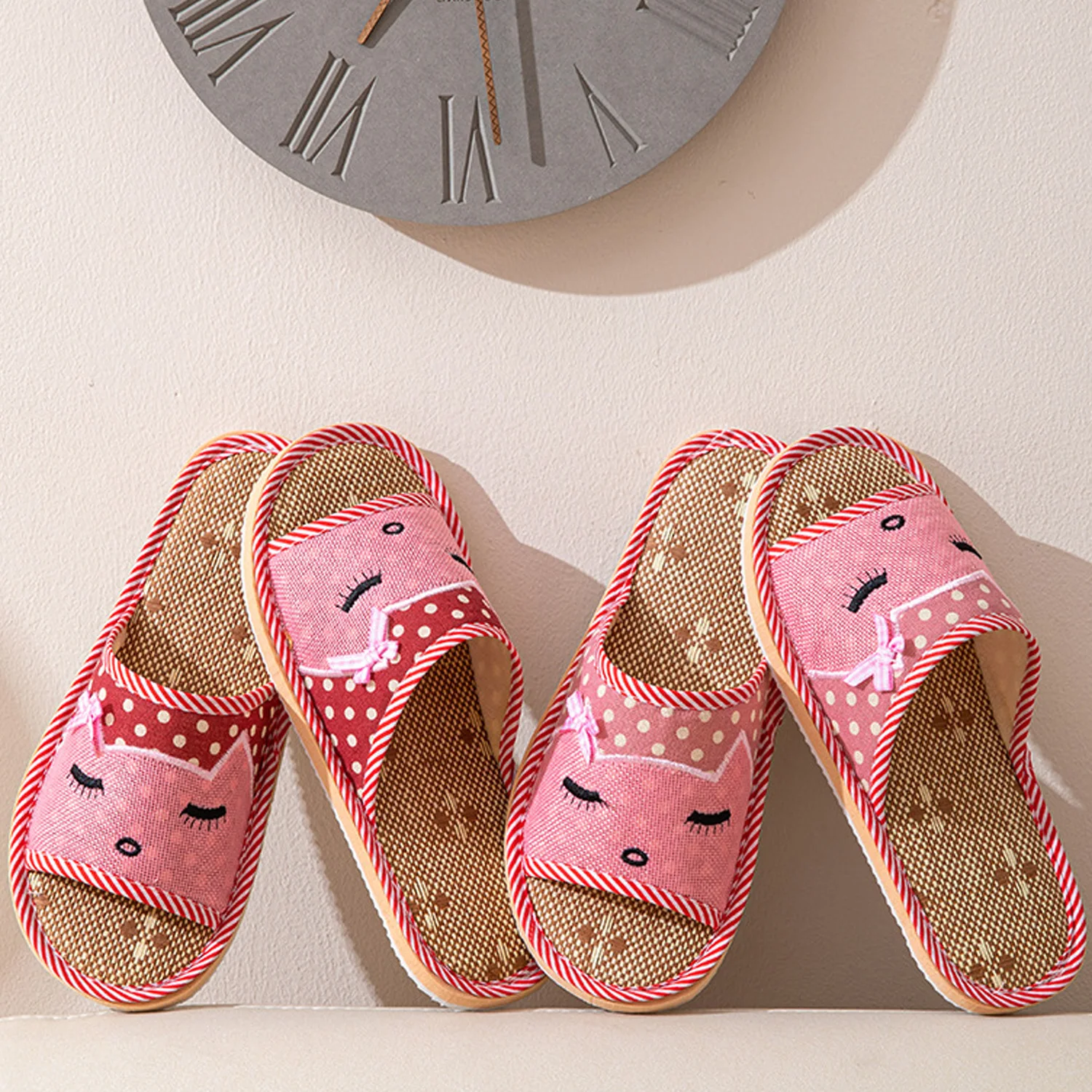 

Шлепанцы домашние льняные для мужчин и женщин, тапочки с бантом и милым мультяшным котом, мягкие тапочки для спальни, весна-осень