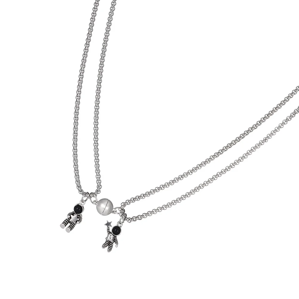 

1 Set Adorable Astronaut Pendant Magnet Stone Necklace Neck Decor for Couple