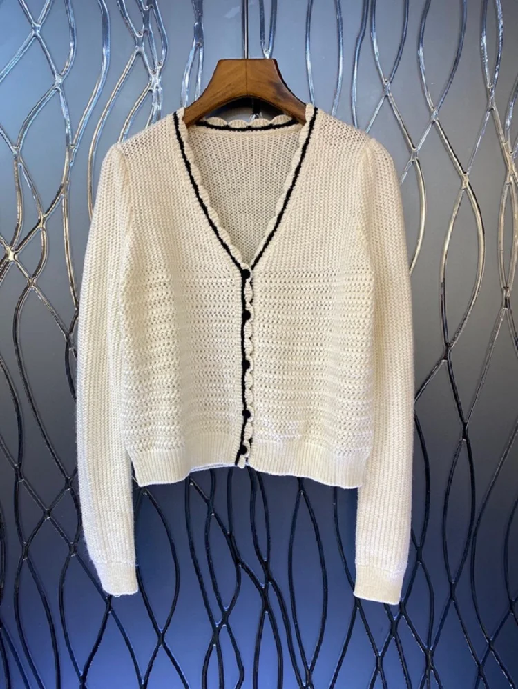 

Женский трикотажный кардиган с V-образным вырезом и длинным рукавом