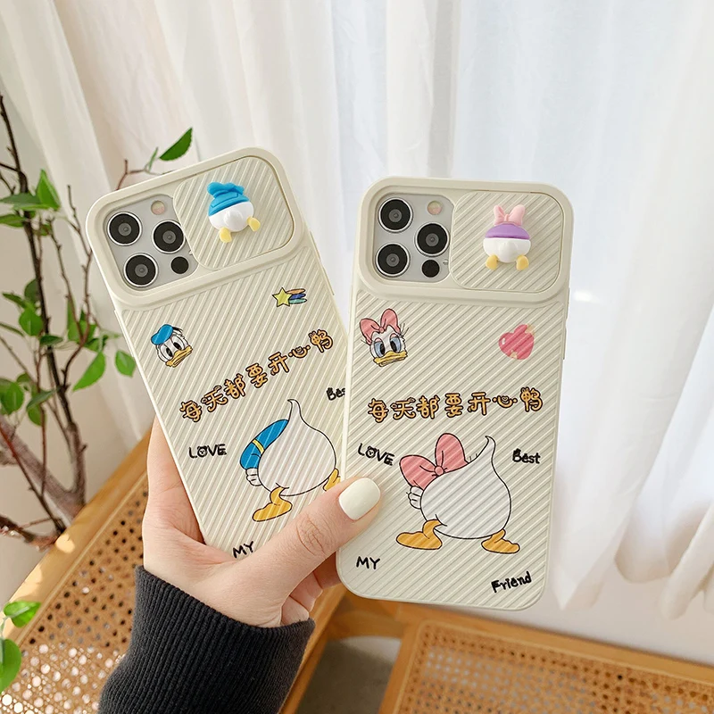 

Disney 3D Donald Duck Daisy Duck Phone Case For iPhone 13 12 11 Pro Max X XR XS Max 7 8 Plus SE Shockproof Soft Leather Cover