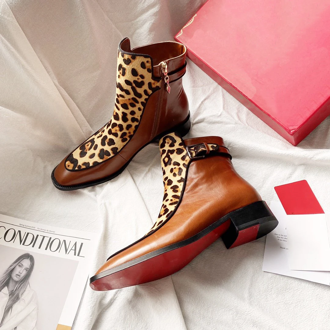 

Женские туфли на высоком каблуке 10 см, с кристаллами