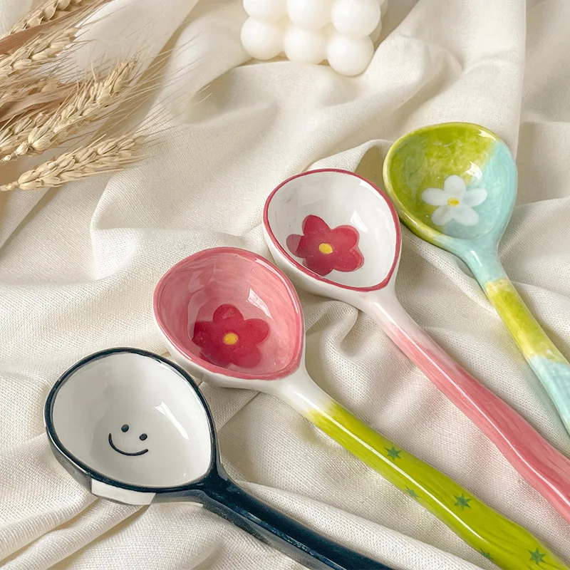 

Korean Ceramic Flower Soup Spoon Ceramic Hand Painted Ice Cream Dessert Spoon Long Handle Coffee Spoon Kitchen Dinnerware