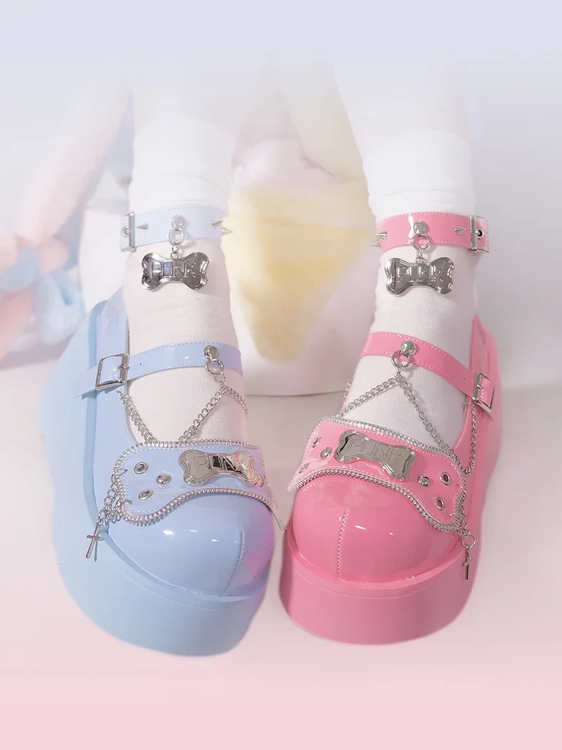 Модные туфли Y2K на платформе в стиле панк с металлическим украшением лидер продаж