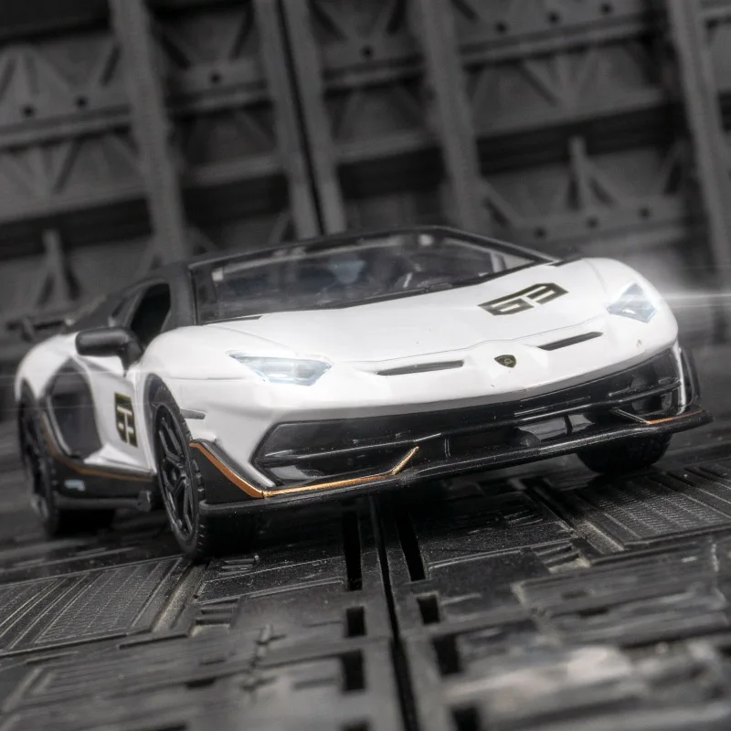 Фото Модель раллийного автомобиля Lamborghini Aventador SVJ63 из сплава, масштаб 1:32, с открывающимися дверями, звуковыми и световыми эффектами, автомобильные украшения. №3