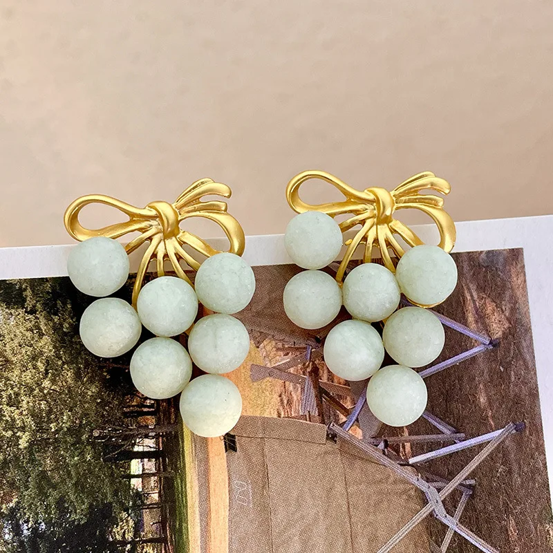 

Fashion Grape Stones Drop Dangle Earrings For Women 2023 New Luxury High Grade Jewelry Earings Wholesale