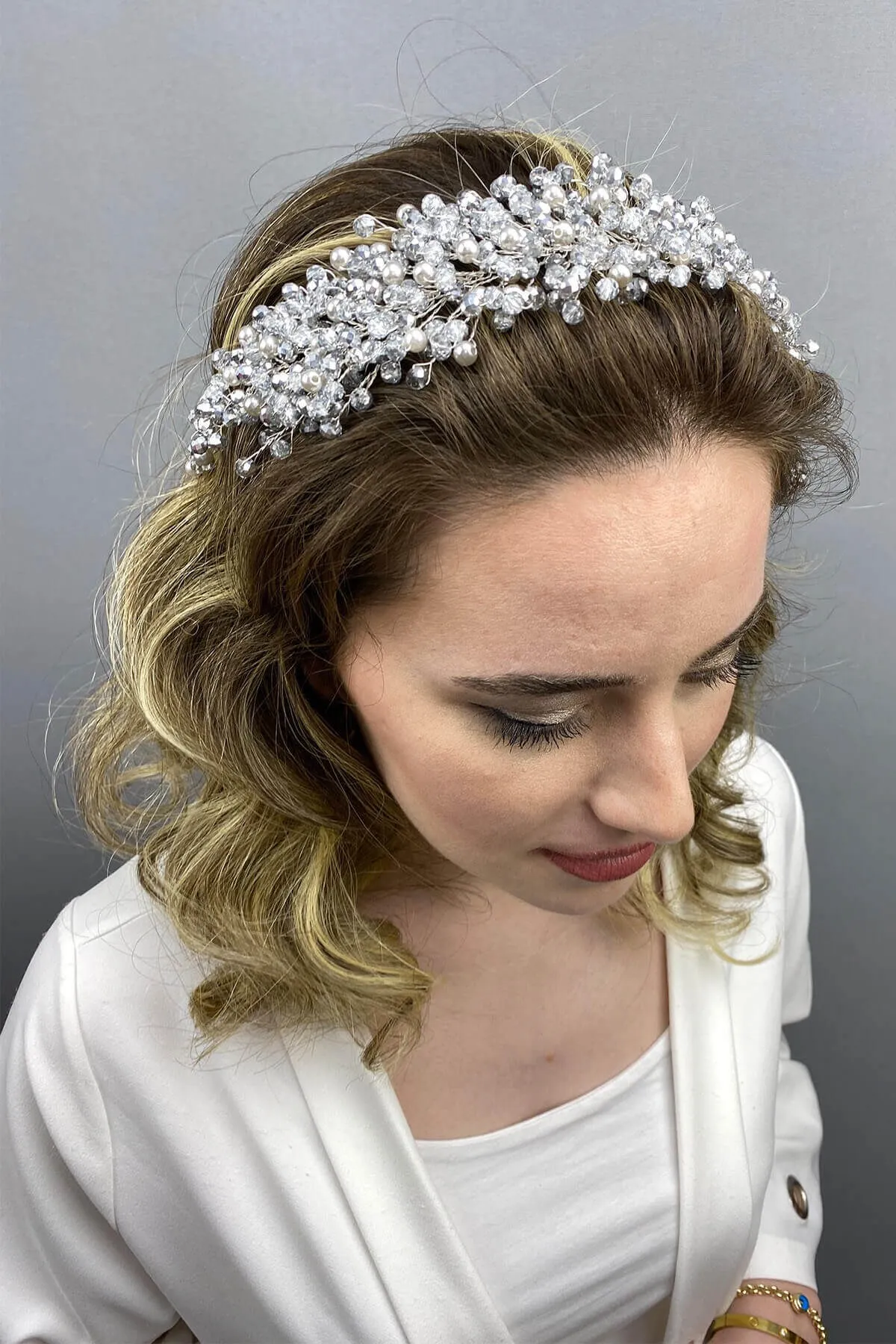 

Silver Color Lisa Model Bridal Henna Crown