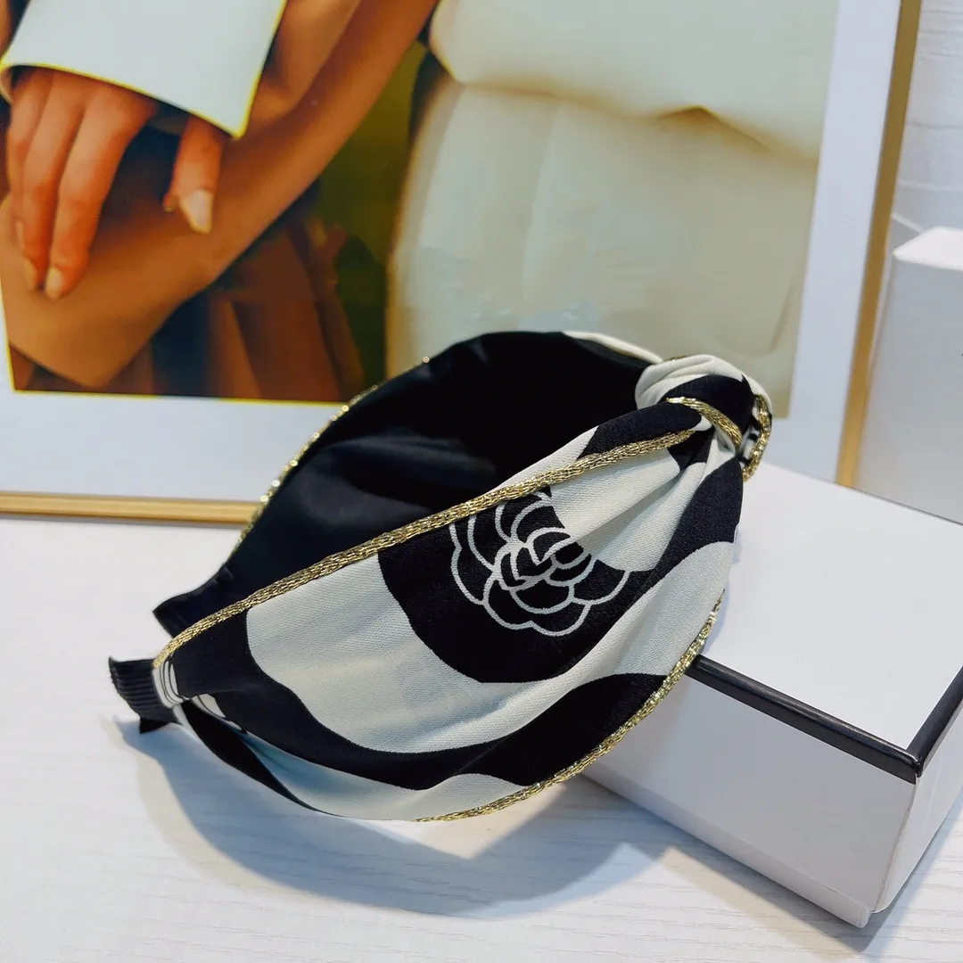 

Европейский и американский модный элегантный цветочный ободок