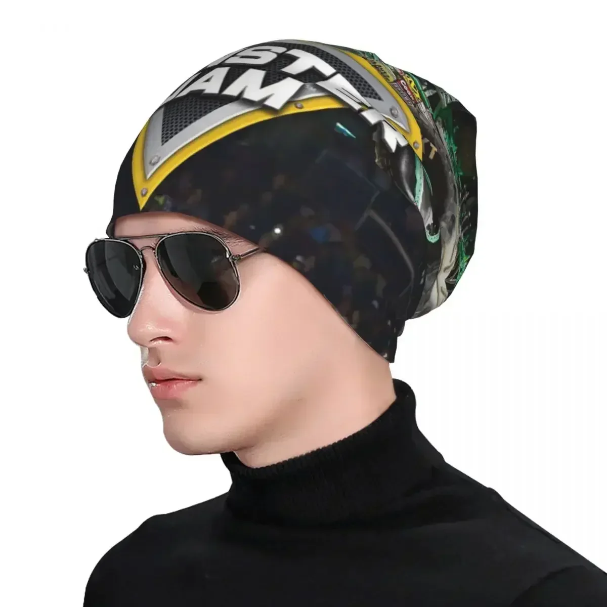 Классическая теплая вязаная шапка с изображением монстра джема женская